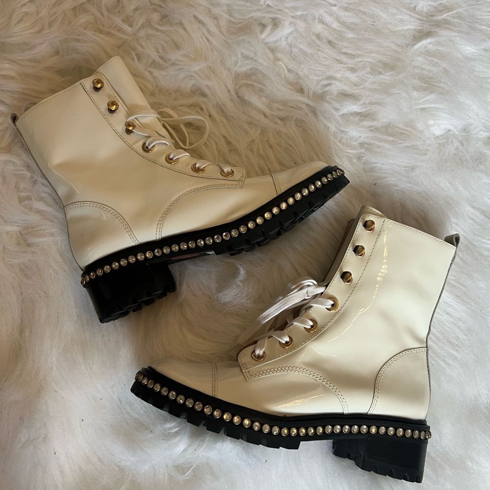NEW Schutz Andorra Boots